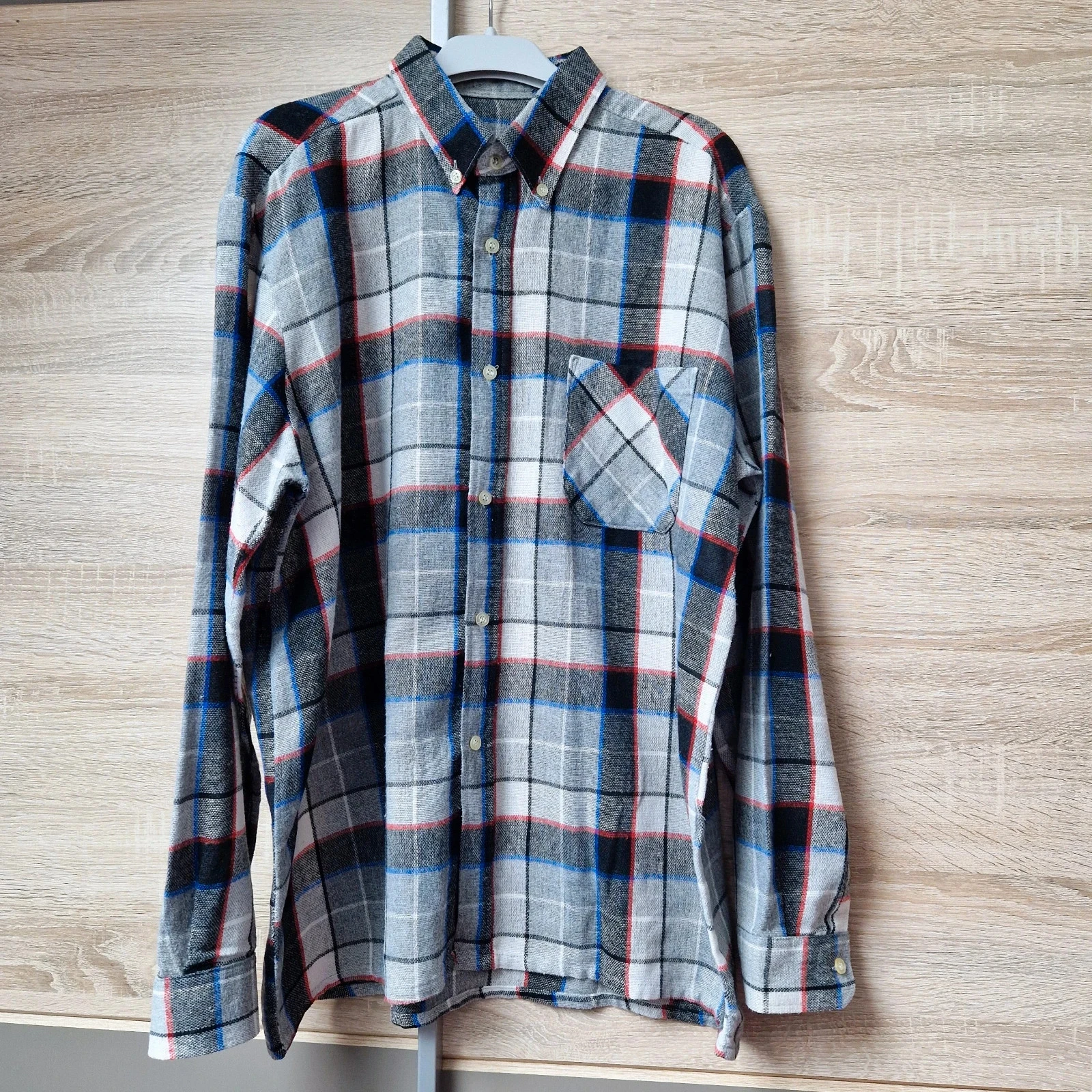 Chemise à carreaux